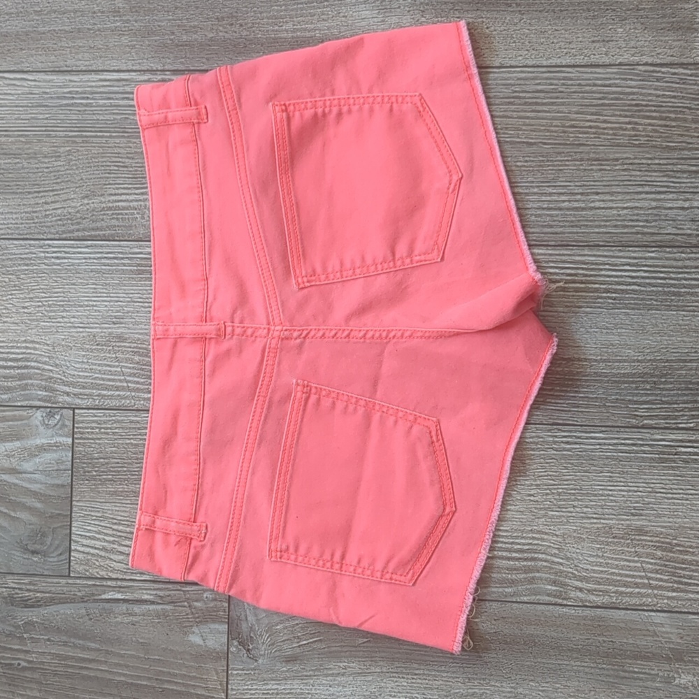 H&M Divided Neon Pink Shorts Size 4 - Picture 4 of 6